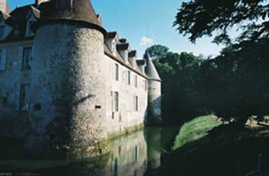 Façade ouest du Château de Bisseret